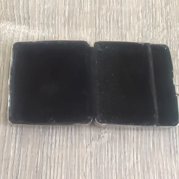 Vintage Silver Trinket Boxes - Set of 2 - Picture 11 of 12